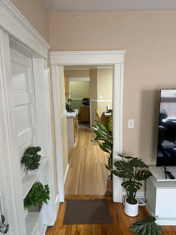 2 bed, 1 bath apartment for rent at 165 Ingleside Ave Unit 1, Worcester — photo 7 of 8