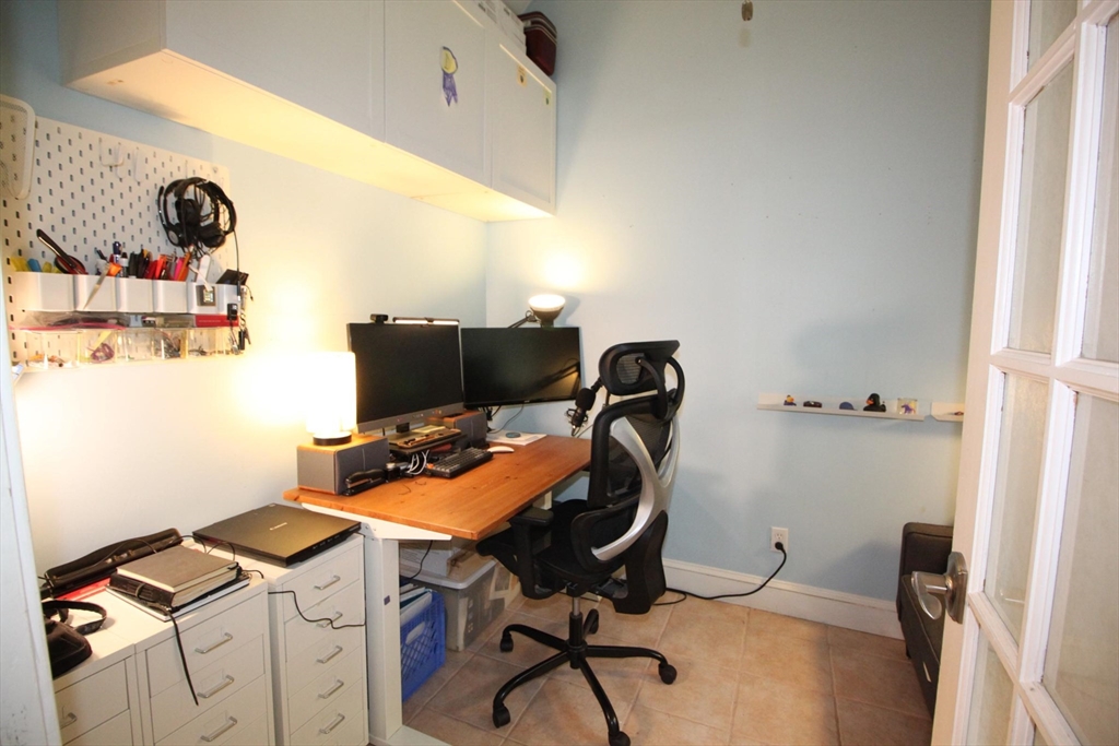 2 bed, 2 bath apartment for rent at 165 Lynn Fells Pkwy Unit 165, Melrose — photo 18 of 40