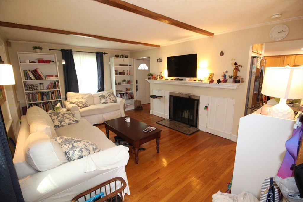2 bed, 2 bath apartment for rent at 165 Lynn Fells Pkwy Unit 165, Melrose — photo 2 of 40