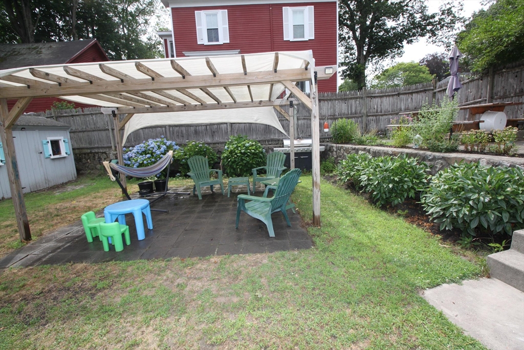 2 bed, 2 bath apartment for rent at 165 Lynn Fells Pkwy Unit 165, Melrose — photo 35 of 40