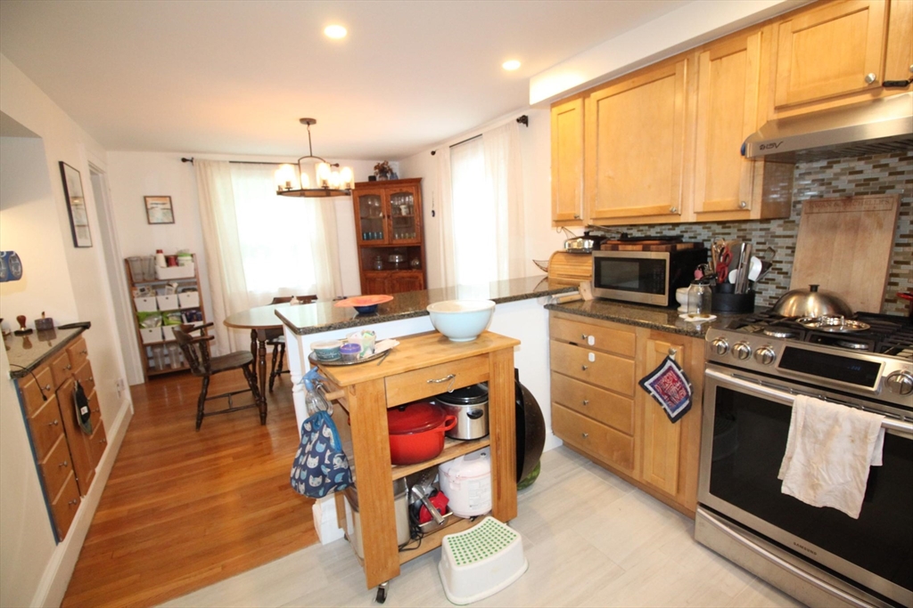 2 bed, 2 bath apartment for rent at 165 Lynn Fells Pkwy Unit 165, Melrose — photo 9 of 40