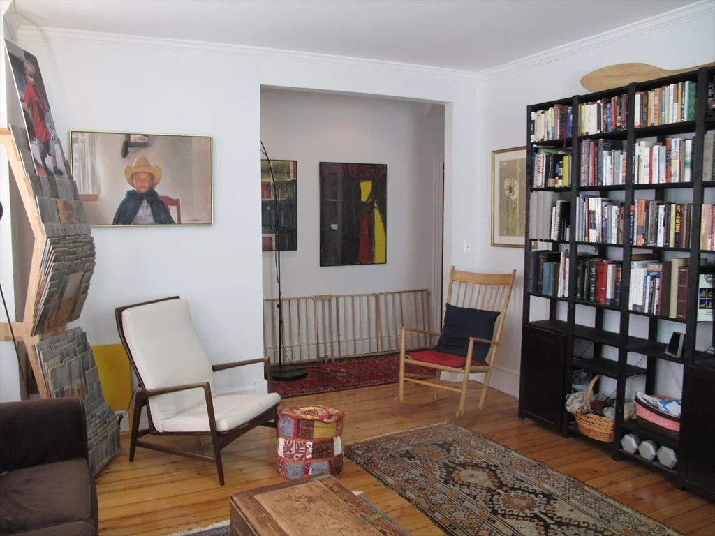 2 bed, 1 bath apartment for rent at 165 Putnam Ave Unit A, Riverside — photo 7 of 13