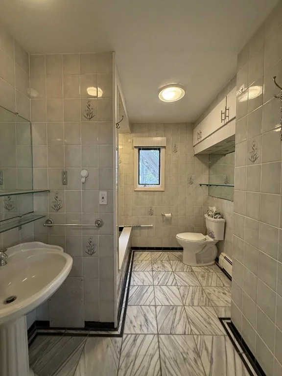 3 bed, 1 bath apartment for rent at 165 Summer St Unit 02, Malden — photo 7 of 23