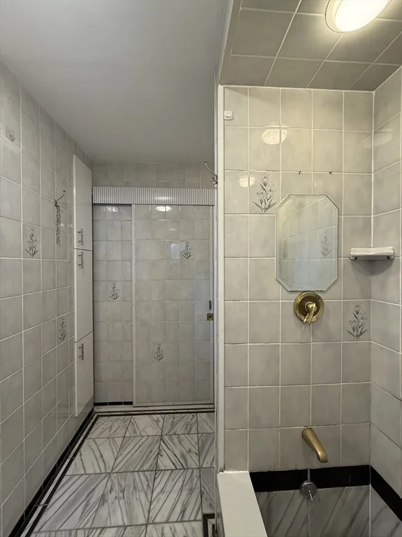 3 bed, 1 bath apartment for rent at 165 Summer St Unit 02, Malden — photo 9 of 23