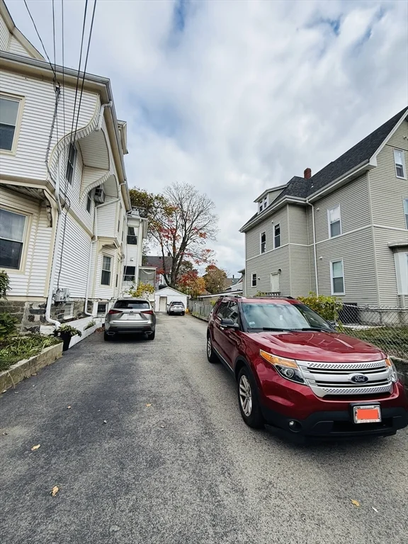 3 bed, 1 bath apartment for rent at 165 Summer St Unit 02, Malden — photo 3 of 23