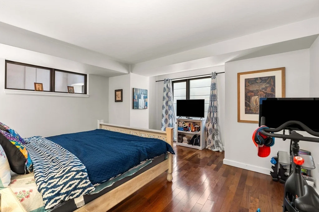 3 bed, 2 bath apartment for rent at 165 Tremont St Unit 401, Boston Downtown — photo 12 of 24