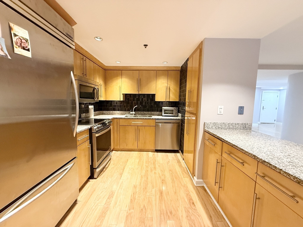 2 bed, 2 bath apartment for rent at 165 Tremont St Unit 704, Midtown — photo 2 of 12
