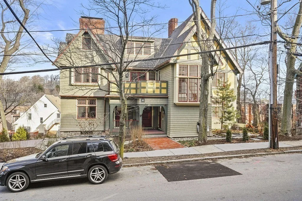 1 bed, 1 bath apartment for rent at 165 Winthrop Rd Unit A, Beaconsfield — photo 6 of 26