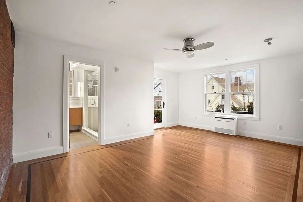 1 bed, 1 bath apartment for rent at 165 Winthrop Rd Unit A, Beaconsfield — photo 10 of 26