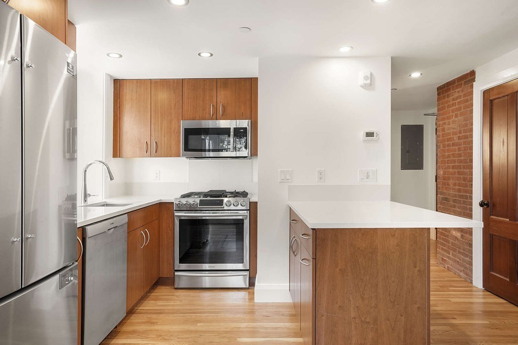 1 bed, 1 bath apartment for rent at 165 Winthrop Rd Unit B, Aspinwall Hill — photo 10 of 20