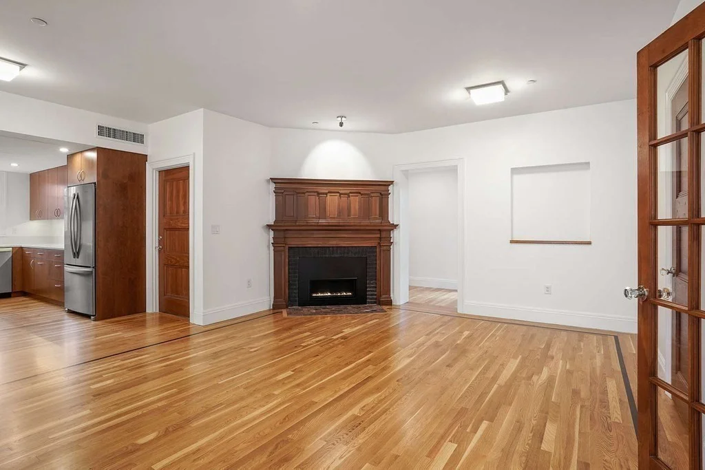 3 bed, 2 bath apartment for rent at 165 Winthrop Rd Unit C, Beaconsfield — photo 15 of 39