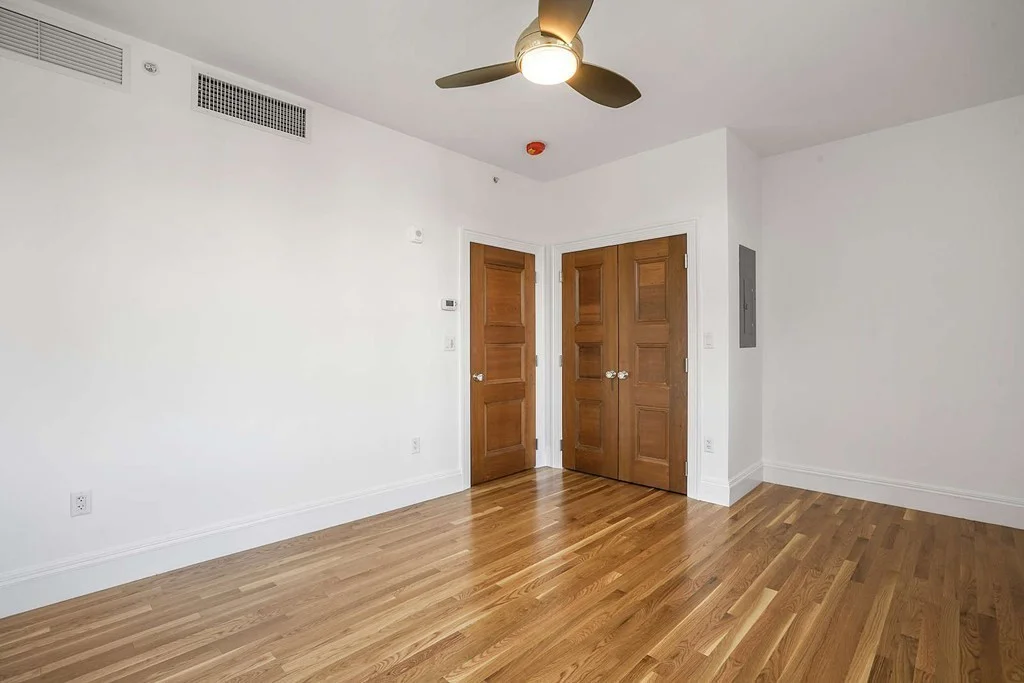 3 bed, 2 bath apartment for rent at 165 Winthrop Rd Unit C, Beaconsfield — photo 34 of 39