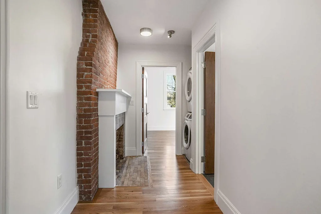 3 bed, 2 bath apartment for rent at 165 Winthrop Rd Unit C, Beaconsfield — photo 32 of 39