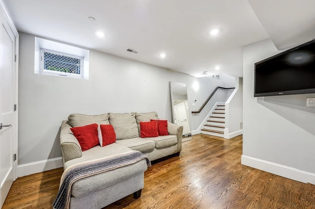 5 bed, 3 bath apartment for rent at 1650 Columbia Rd Unit 1, South Boston — photo 19 of 24