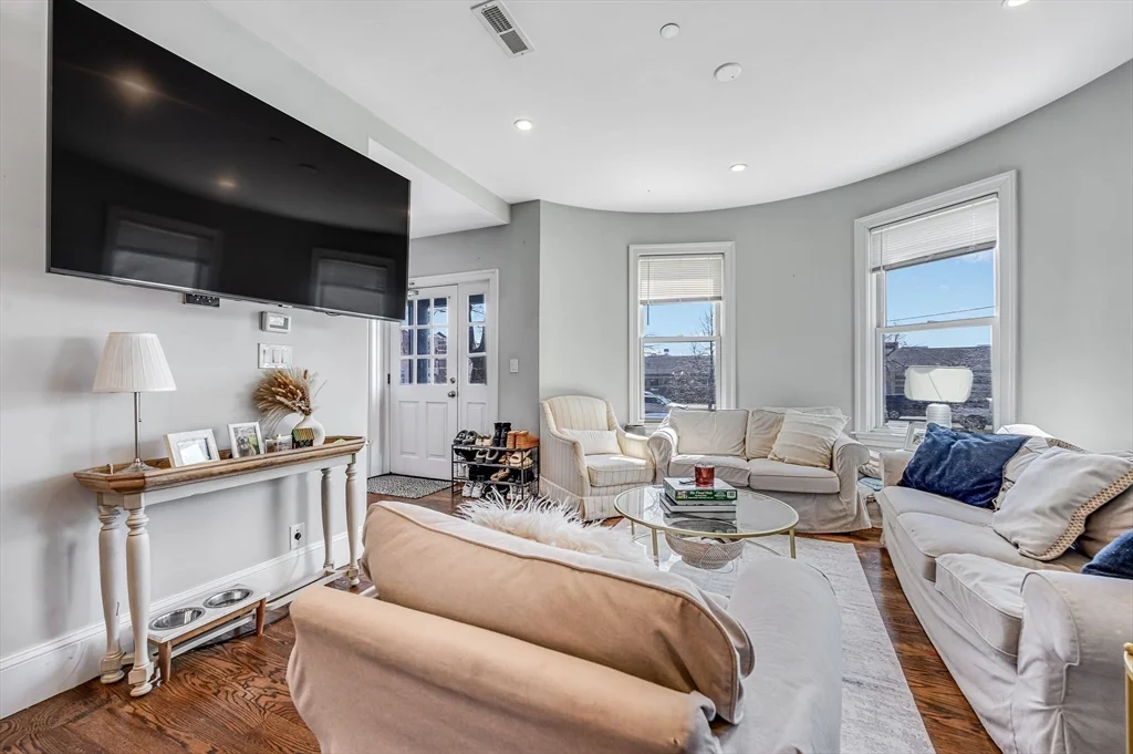 5 bed, 3 bath apartment for rent at 1650 Columbia Rd Unit 1, South Boston — photo 24 of 24
