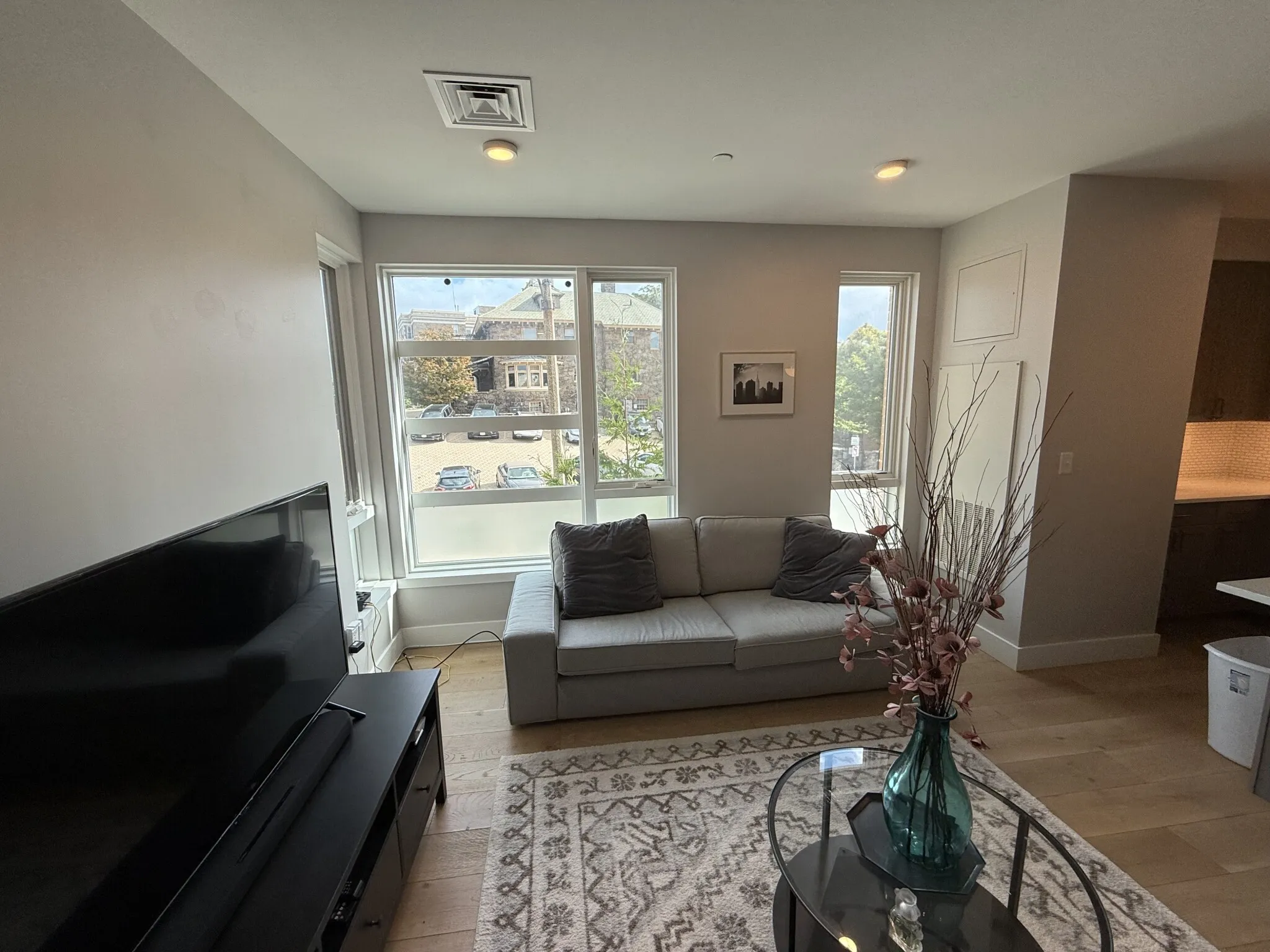 2 bed, 2 bath apartment for rent at 1650 Commonwealth Ave Unit 203, Brighton — photo 3 of 13