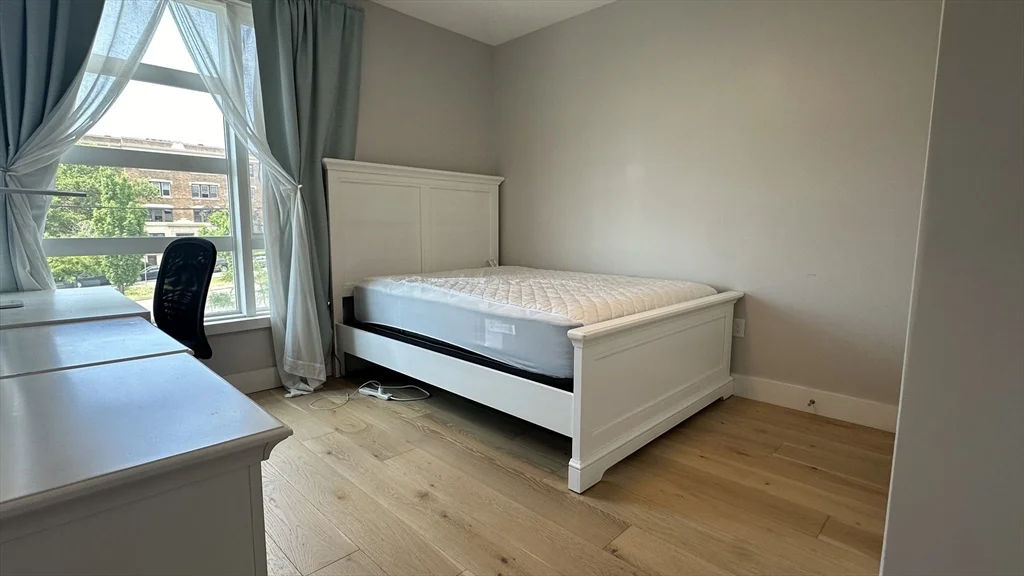 2 bed, 2 bath apartment for rent at 1650 Commonwealth Ave Unit 209, Brighton — photo 7 of 13