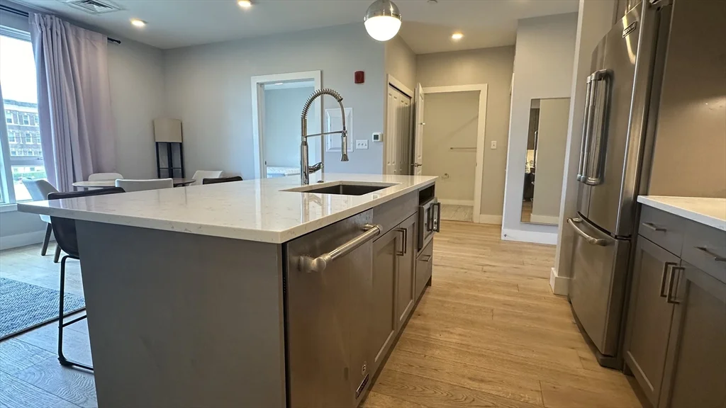 2 bed, 2 bath apartment for rent at 1650 Commonwealth Ave Unit 209, Brighton — photo 5 of 13
