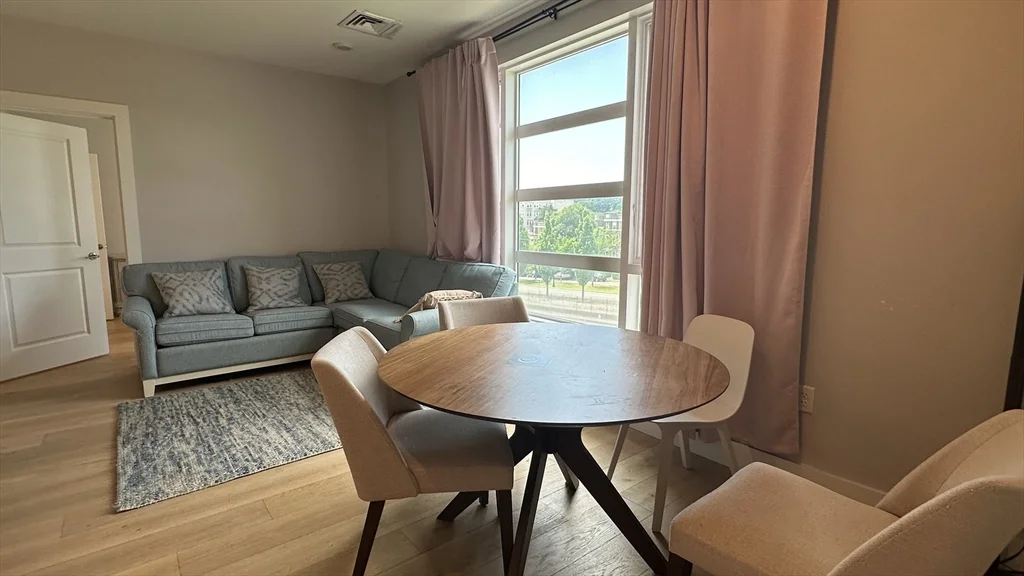 2 bed, 2 bath apartment for rent at 1650 Commonwealth Ave Unit 209, Brighton — photo 3 of 13