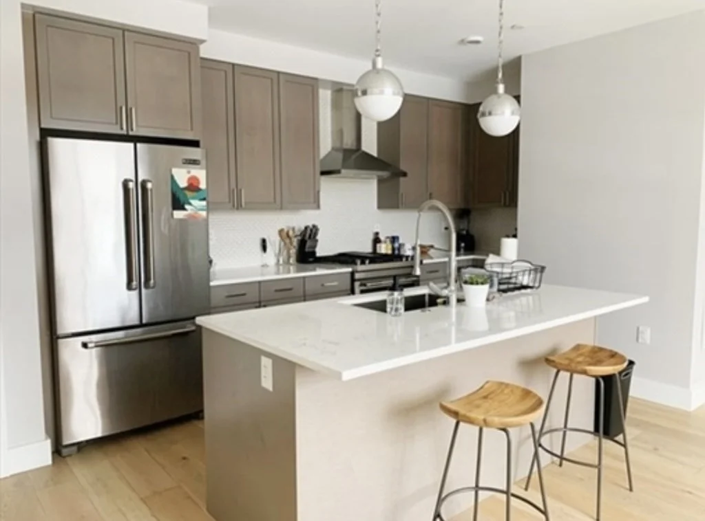 2 bed, 1 bath apartment for rent at 1650 Commonwealth Ave Unit 301, Brighton — photo 3 of 18