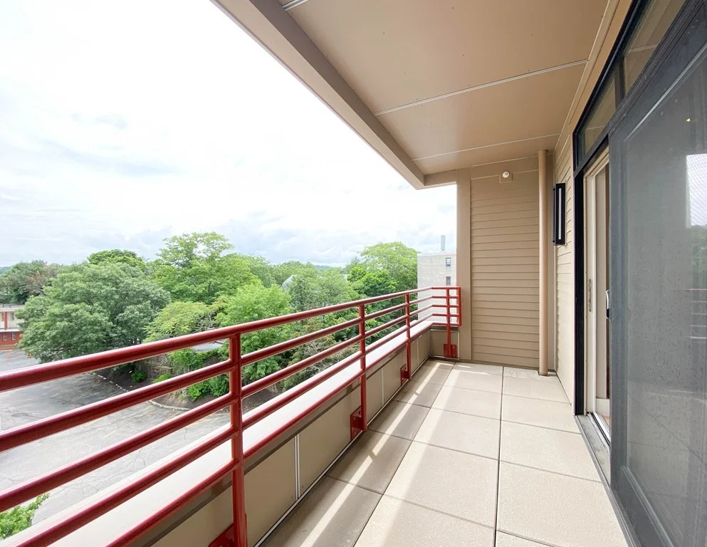 2 bed, 2 bath apartment for rent at 1650 Commonwealth Ave Unit 404, Brighton — photo 3 of 34