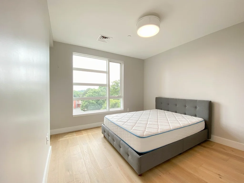 2 bed, 2 bath apartment for rent at 1650 Commonwealth Ave Unit 404, Brighton — photo 9 of 34