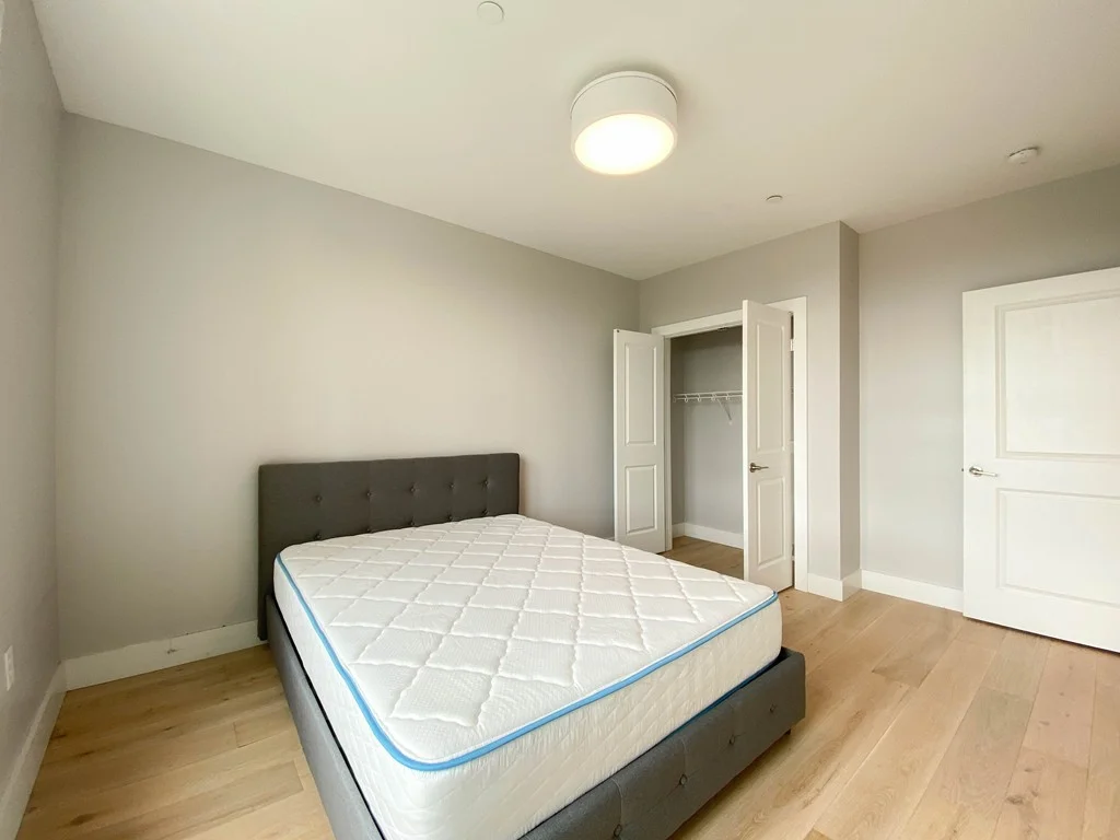 2 bed, 2 bath apartment for rent at 1650 Commonwealth Ave Unit 404, Brighton — photo 8 of 34