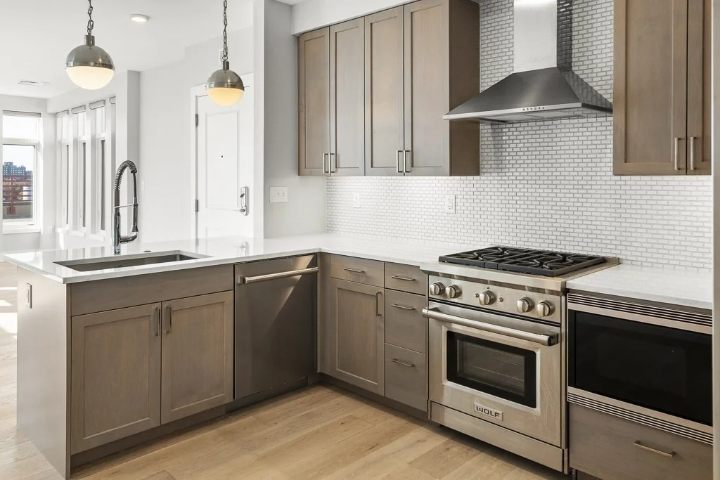3 bed, 2 bath apartment for rent at 1650 Commonwealth Ave Unit 606, Brighton — photo 6 of 23