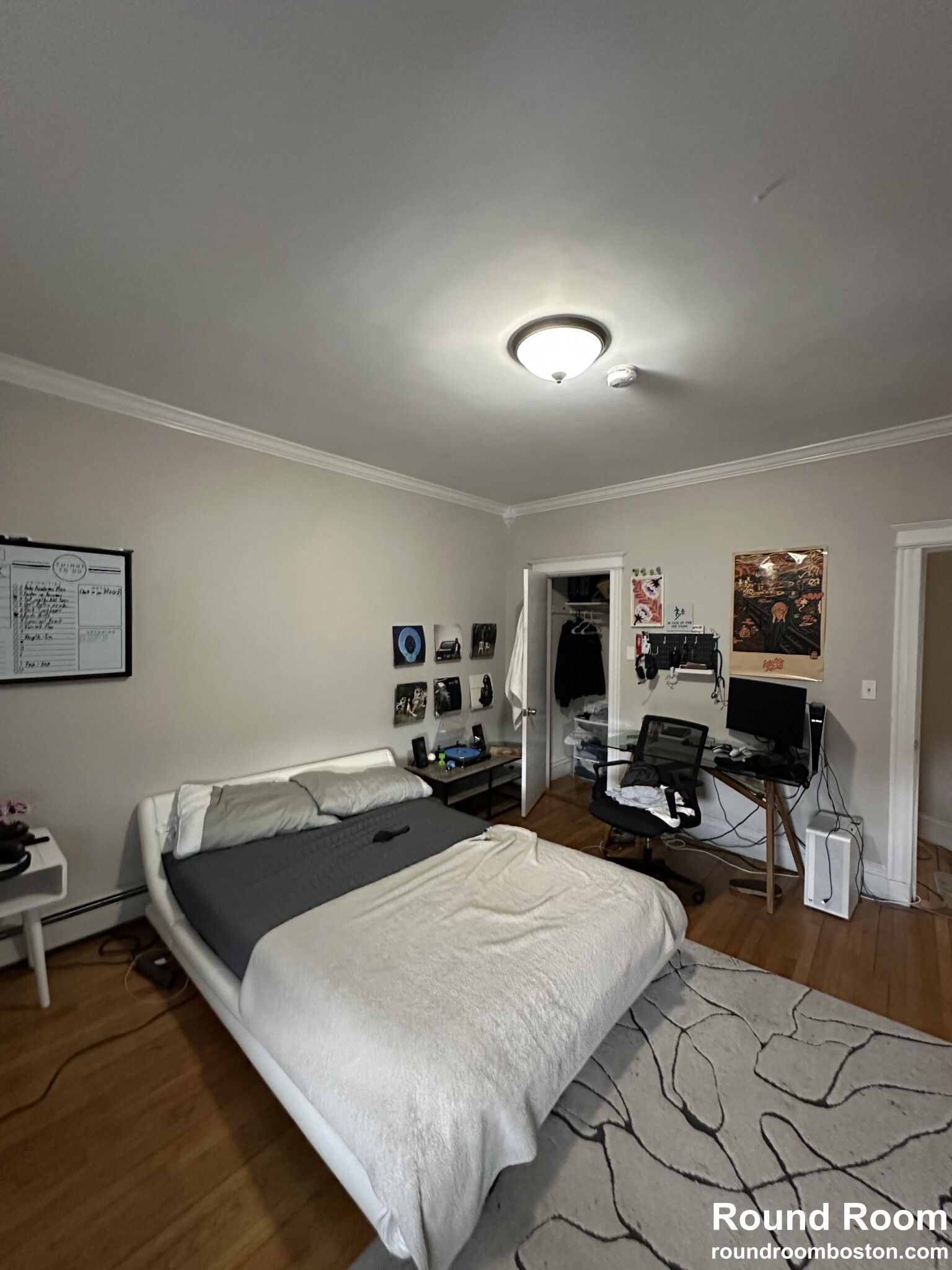 4 bed, 1.5 bath apartment for rent at 1653 Commonwealth Ave Unit 4, Brighton — photo 2 of 18