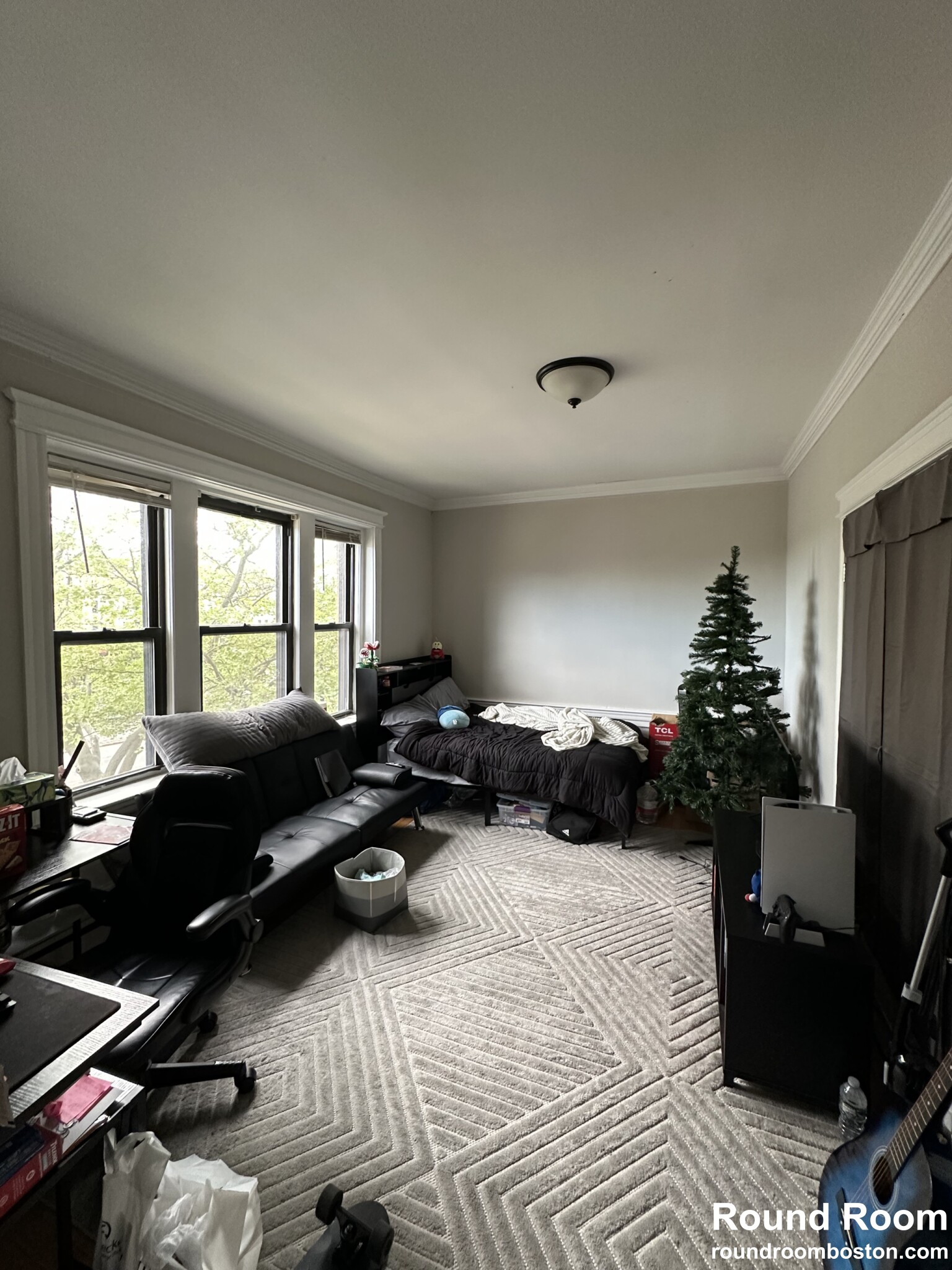 4 bed, 1.5 bath apartment for rent at 1653 Commonwealth Ave Unit 4, Brighton — photo 15 of 18