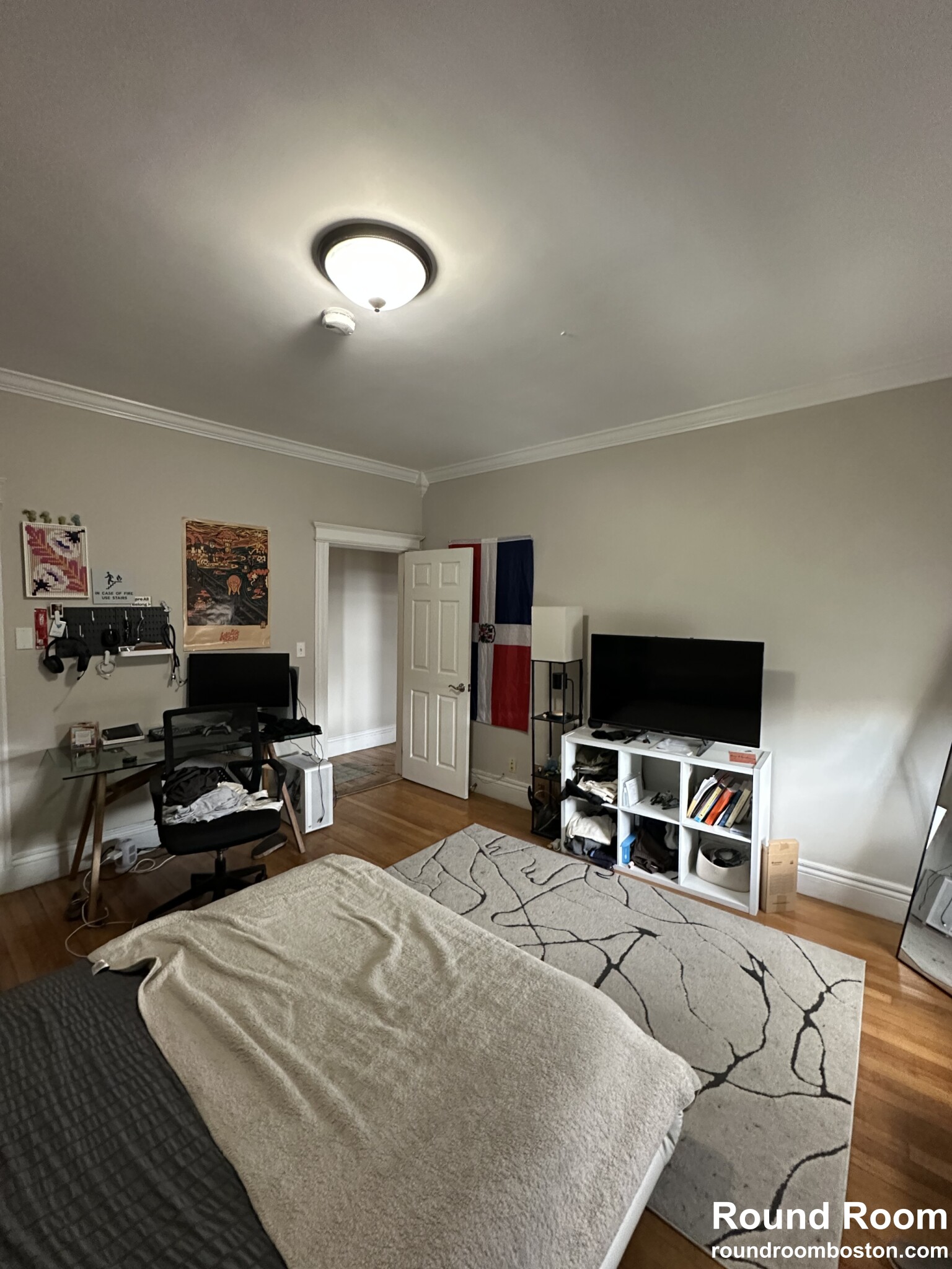 4 bed, 1.5 bath apartment for rent at 1653 Commonwealth Ave Unit 4, Brighton — photo 3 of 18