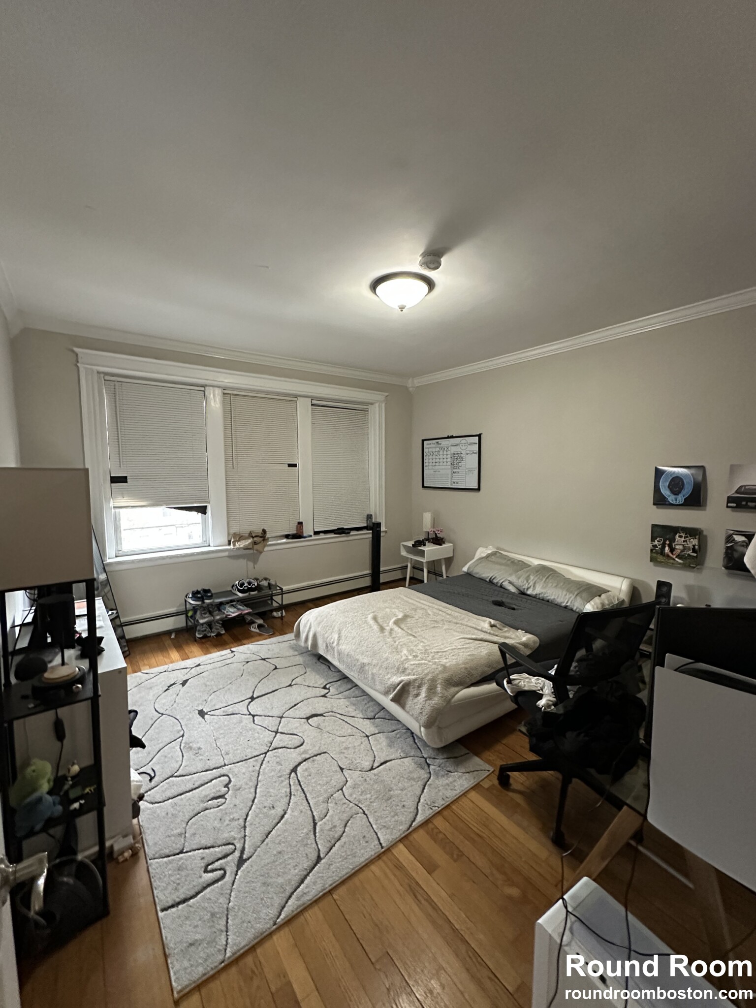 4 bed, 1.5 bath apartment for rent at 1653 Commonwealth Ave Unit 4, Brighton