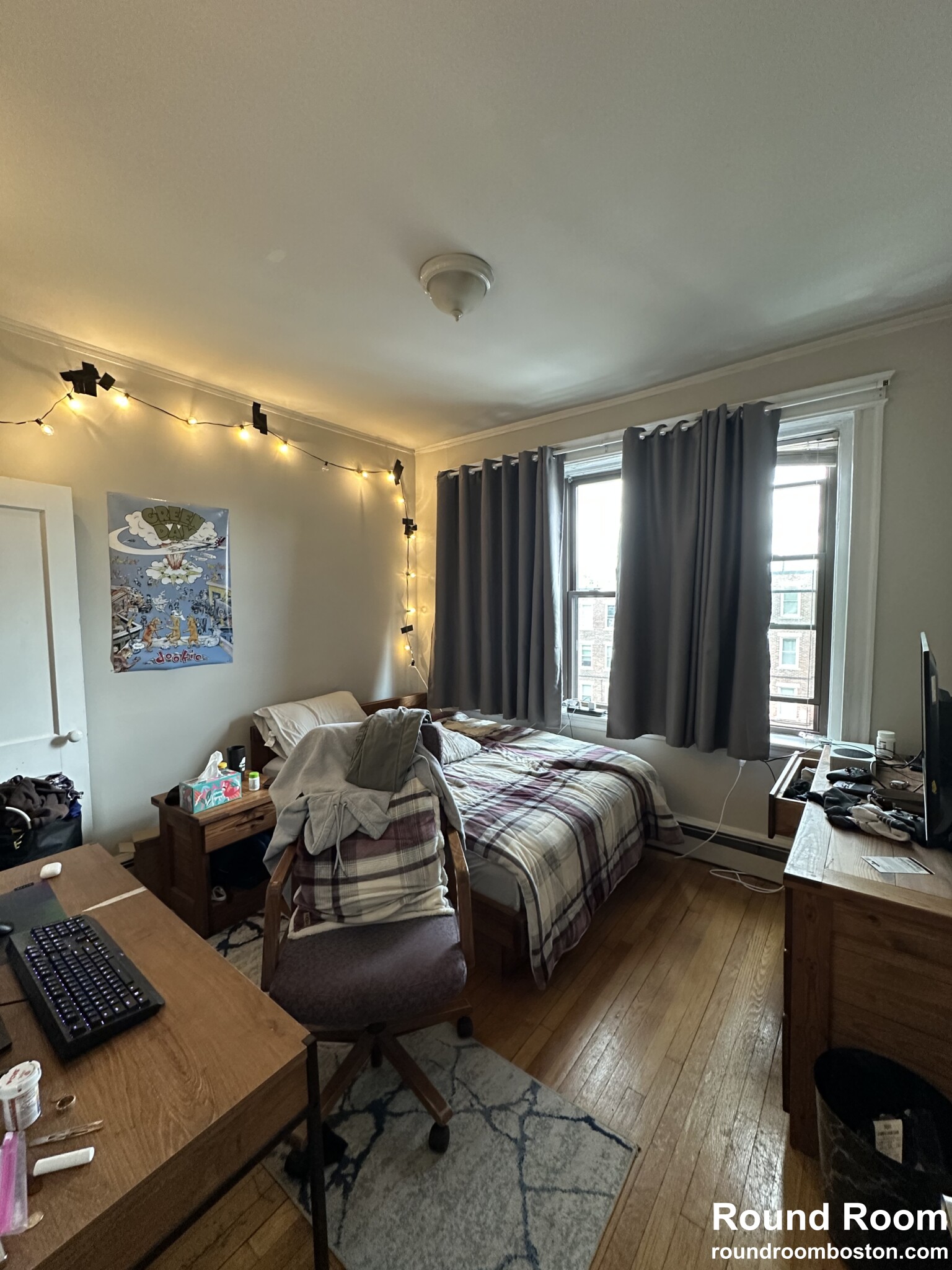 4 bed, 1.5 bath apartment for rent at 1653 Commonwealth Ave Unit 4, Brighton — photo 5 of 18