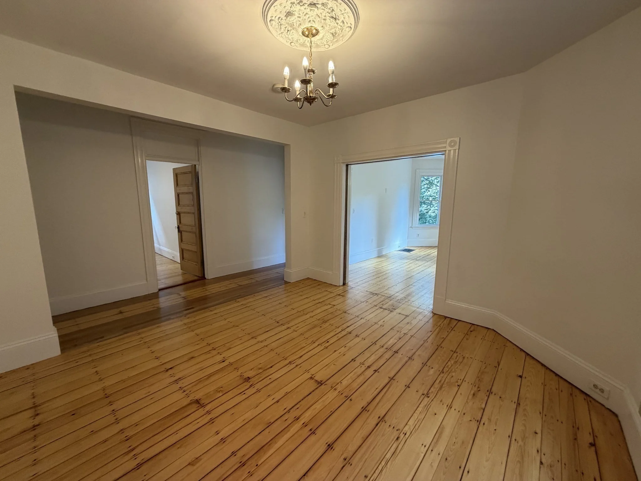 3 bed, 2 bath apartment for rent at 1657 Cambridge St Unit 1, Cambridge — photo 6 of 22