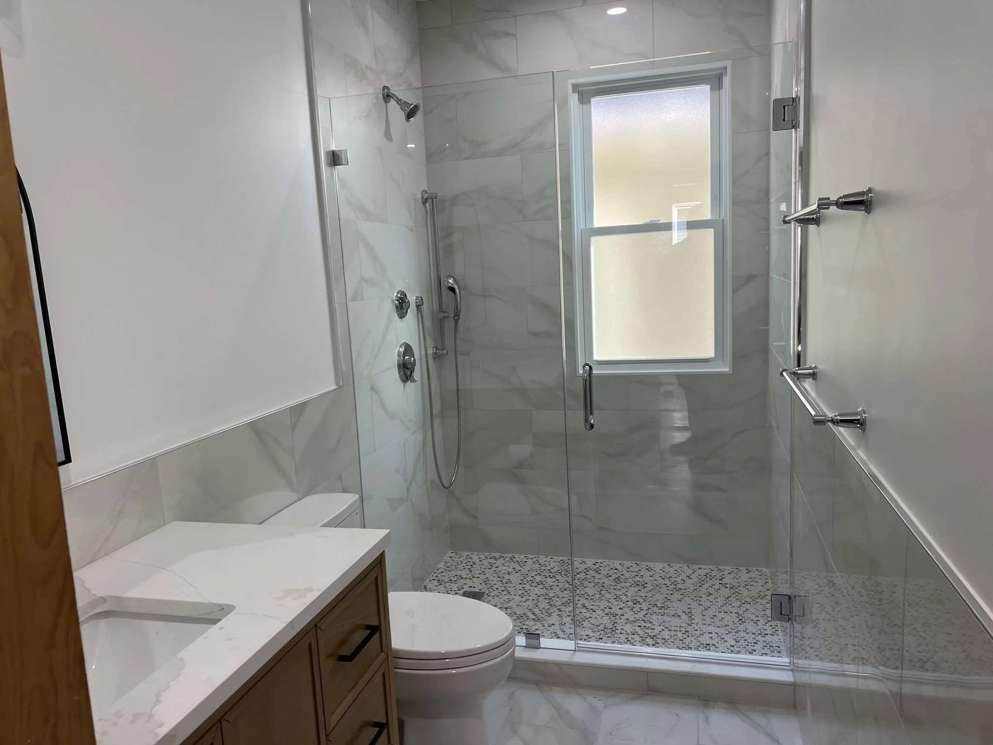 4 bed, 2 bath apartment for rent at 1657 Cambridge St Unit 2, Mid Cambridge — photo 11 of 17