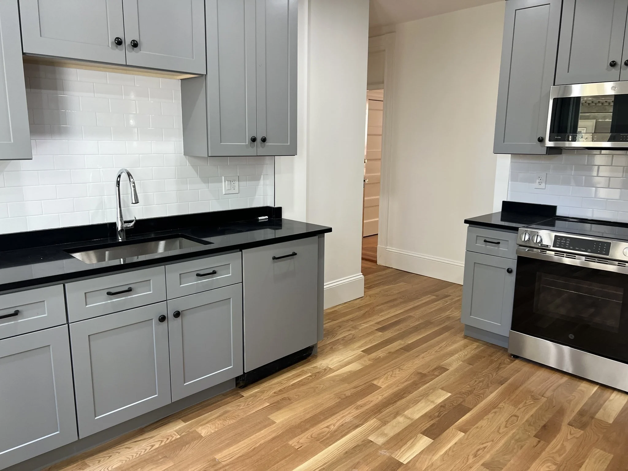 4 bed, 2 bath apartment for rent at 1657 Cambridge St Unit 2, Mid Cambridge — photo 2 of 17