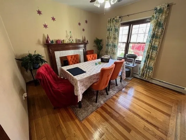 3 bed, 2 bath apartment for rent at 1657 Meridian St, Fall River — photo 4 of 22