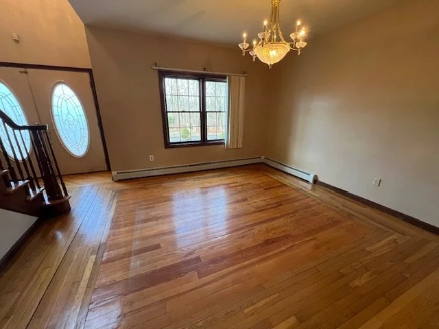 3 bed, 2 bath apartment for rent at 1657 Meridian Unit 1, Fall River — photo 7 of 30