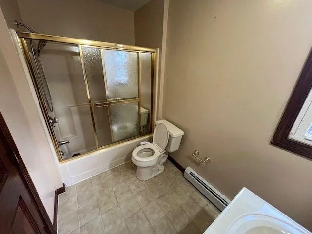 3 bed, 2 bath apartment for rent at 1657 Meridian Unit 1, Fall River — photo 16 of 30