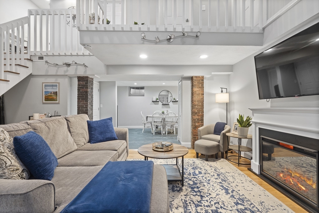 2 bed, 1 bath apartment for rent at 166 Ashmont St Unit 5, Dorchester — photo 3 of 15