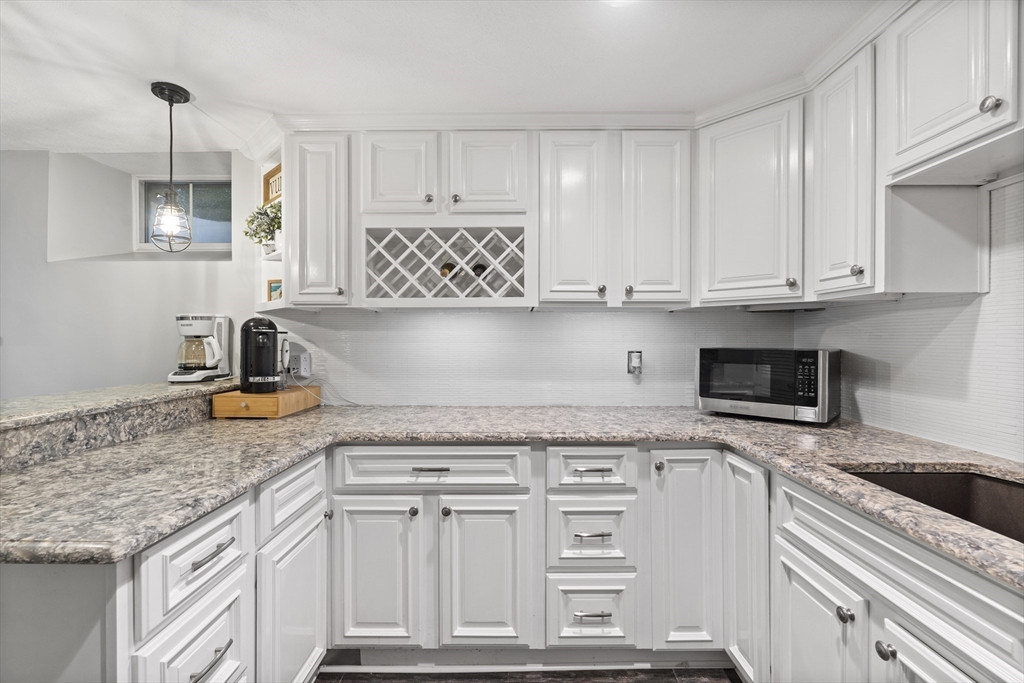 2 bed, 1 bath apartment for rent at 166 Ashmont St Unit 5, Dorchester — photo 6 of 15