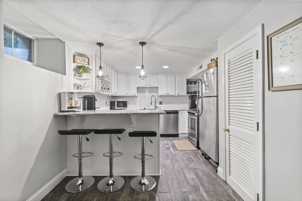 2 bed, 1 bath apartment for rent at 166 Ashmont St Unit 5, Dorchester — photo 5 of 15