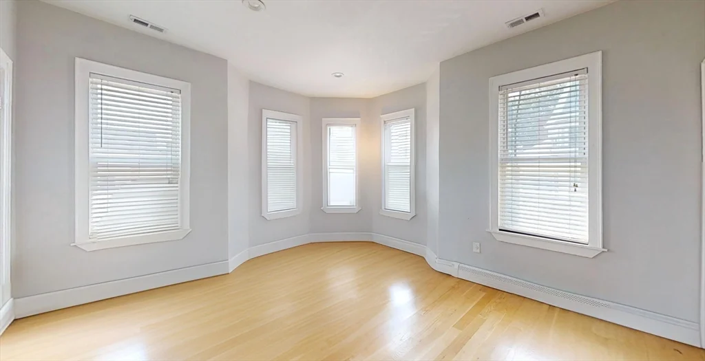 2 bed, 1 bath apartment for rent at 166 Boylston Unit 3, Coolidge Corner — photo 9 of 10