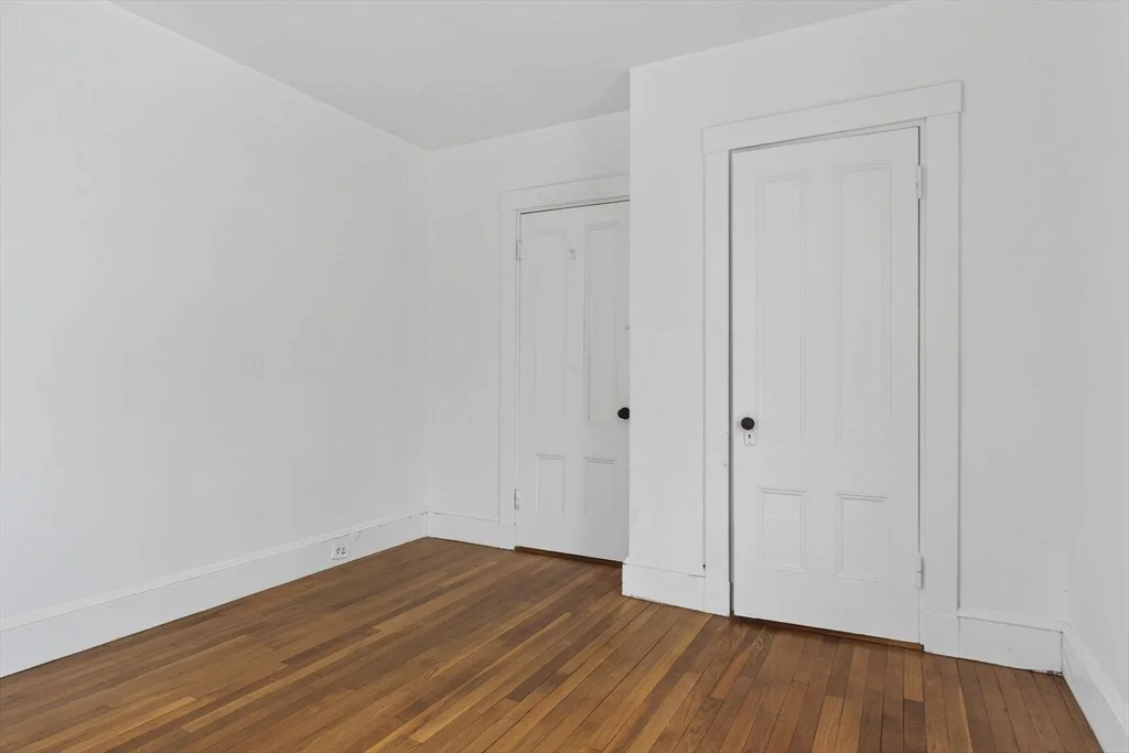 4 bed, 2 bath apartment for rent at 166 Elliot St Unit 2, Newton Upper Falls — photo 23 of 28