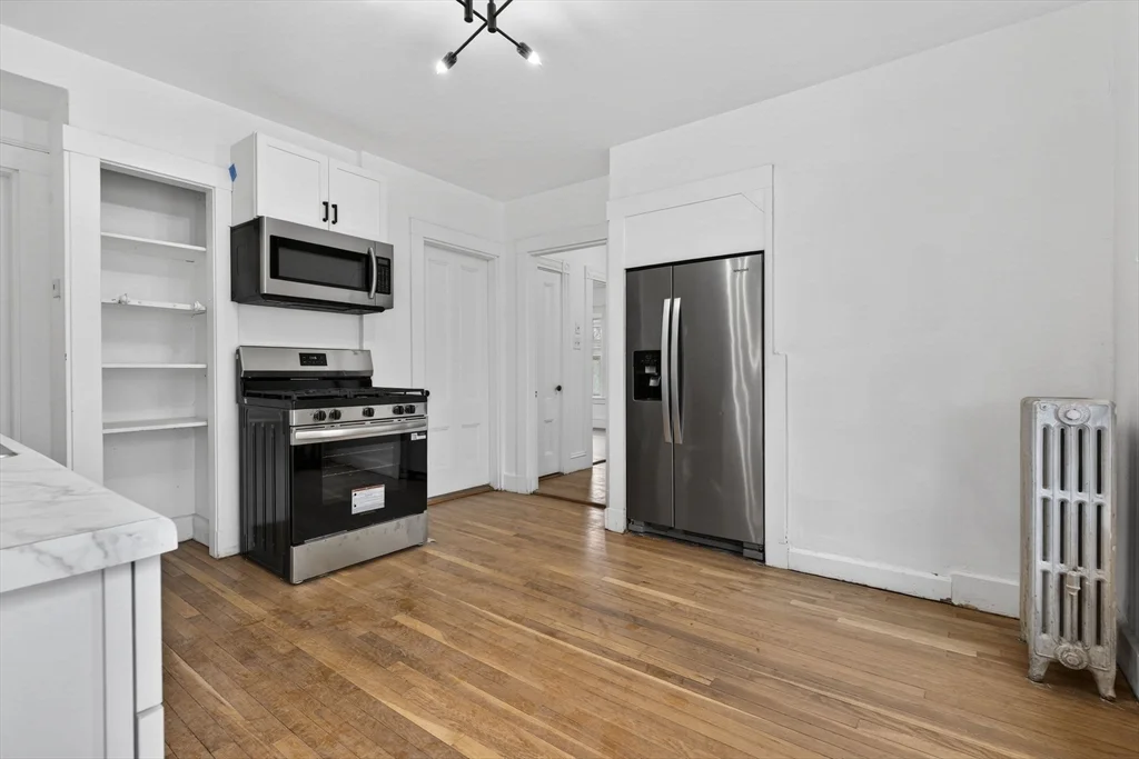 4 bed, 2 bath apartment for rent at 166 Elliot St Unit 2, Newton Upper Falls — photo 16 of 18
