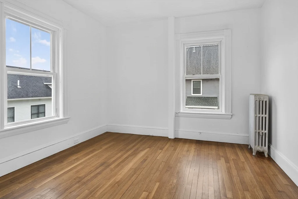 4 bed, 2 bath apartment for rent at 166 Elliot St Unit 2, Newton Upper Falls — photo 14 of 18