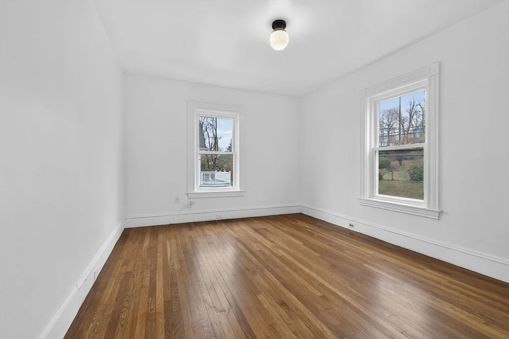 4 bed, 2 bath apartment for rent at 166 Elliot St Unit 2, Newton Upper Falls — photo 11 of 18