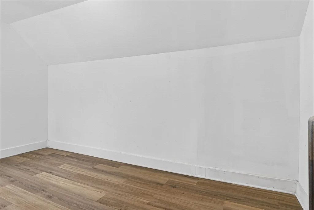 4 bed, 2 bath apartment for rent at 166 Elliot St Unit 2, Newton Upper Falls — photo 6 of 18