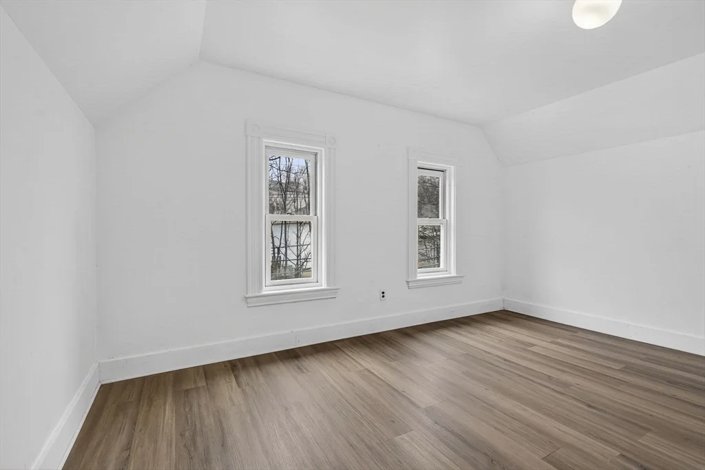 4 bed, 2 bath apartment for rent at 166 Elliot St Unit 2, Newton Upper Falls — photo 7 of 28