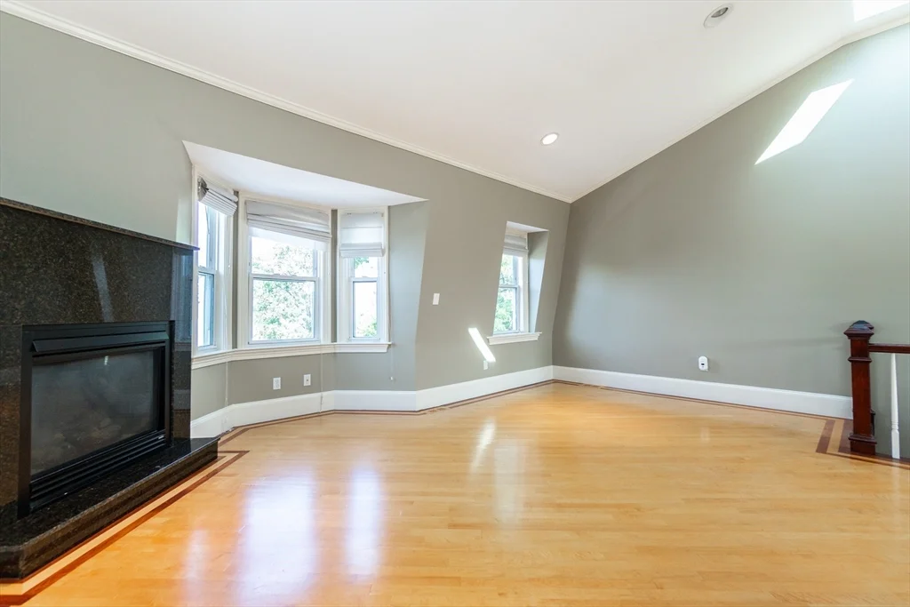 2 bed, 1 bath apartment for rent at 166 I St Unit 2, South Boston — photo 10 of 25
